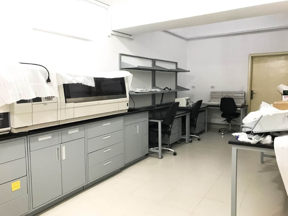 laboratory furniture