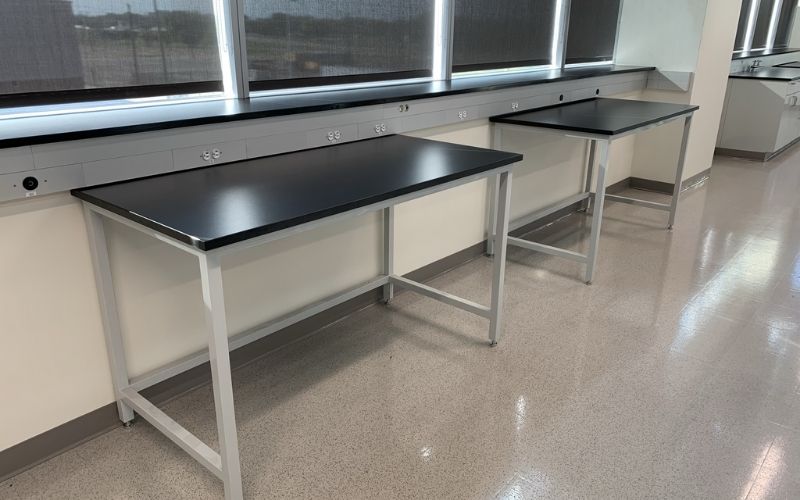 Lab Tables with Black Onyx Epoxy Resin Lab Countertops - OnePointe Solutions
