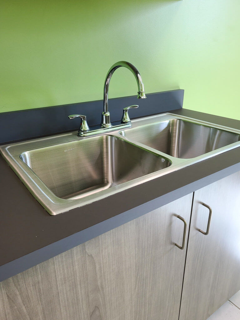 stainless steel sink