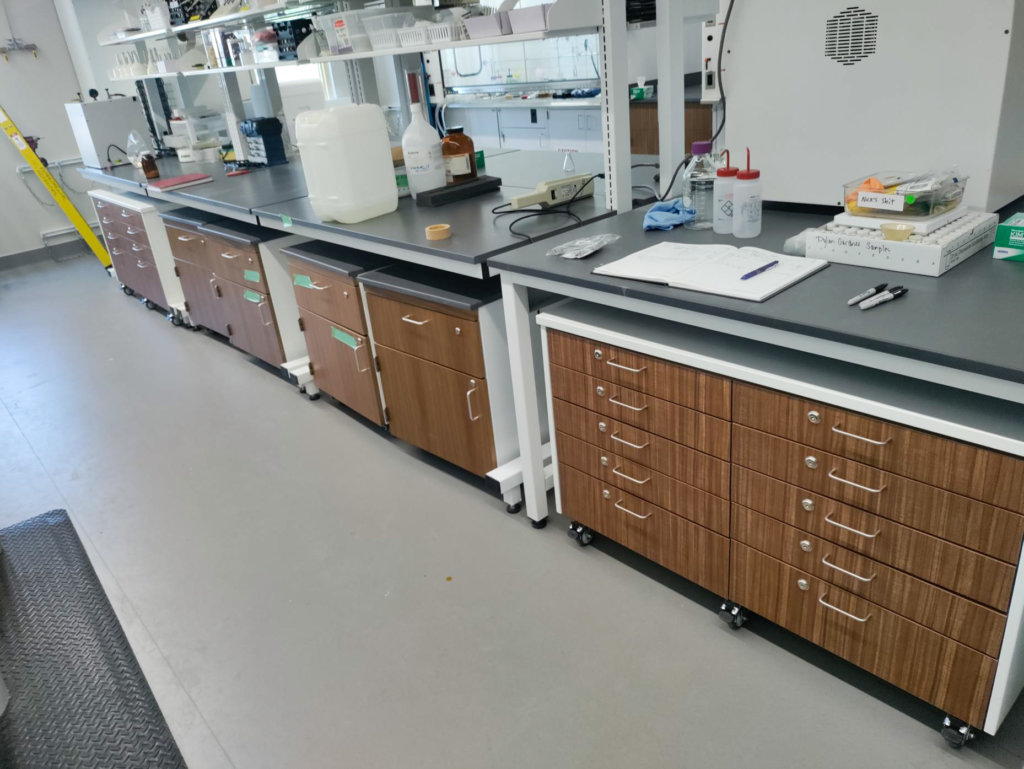 Lab tables