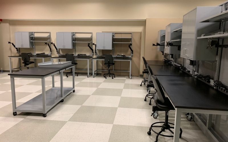 custom student workstations