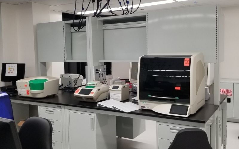 custom lab furniture