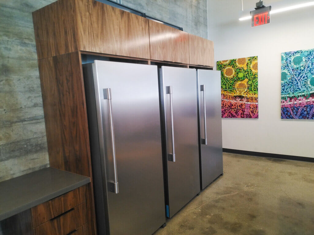 plastic laminate cabinets in Texas