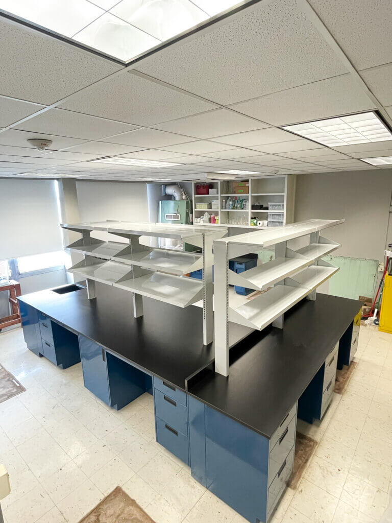 lab workbench