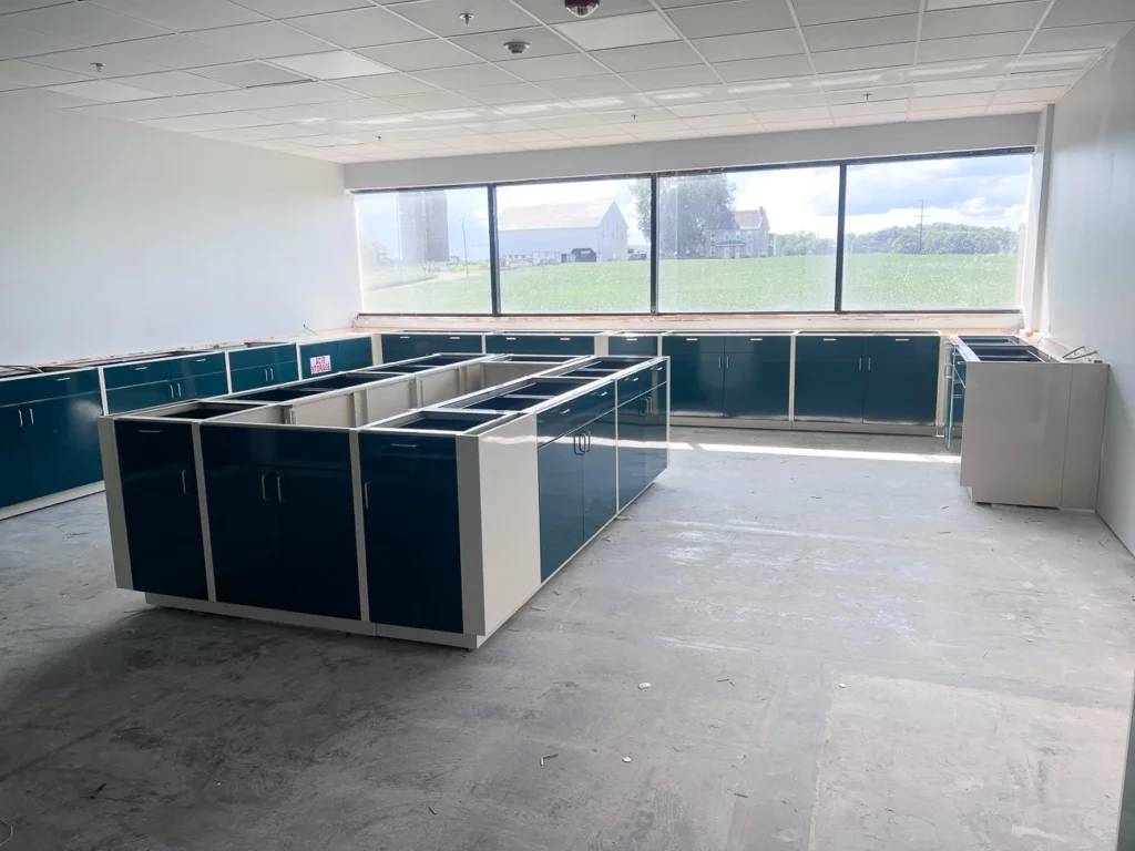 metal lab casework