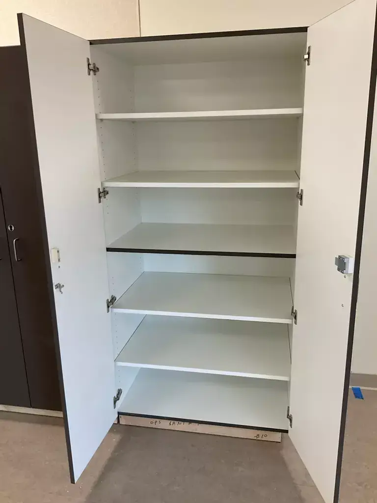 plastic laminate cabinets