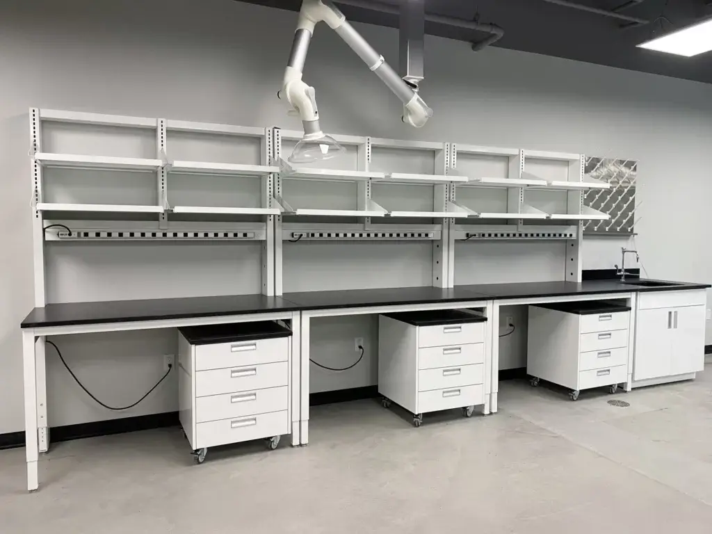 FLEX Lab Systems with Mobile Cabinets