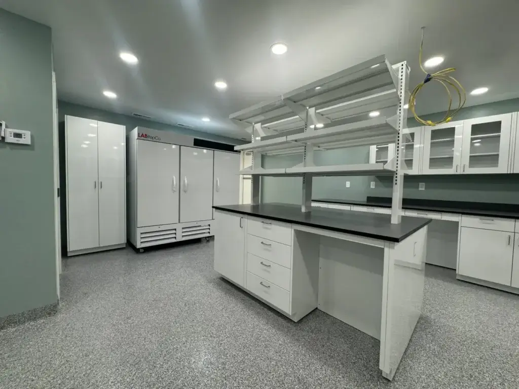 Veterinary Lab | Lab Island & Cabinets | OnePointe Solutions