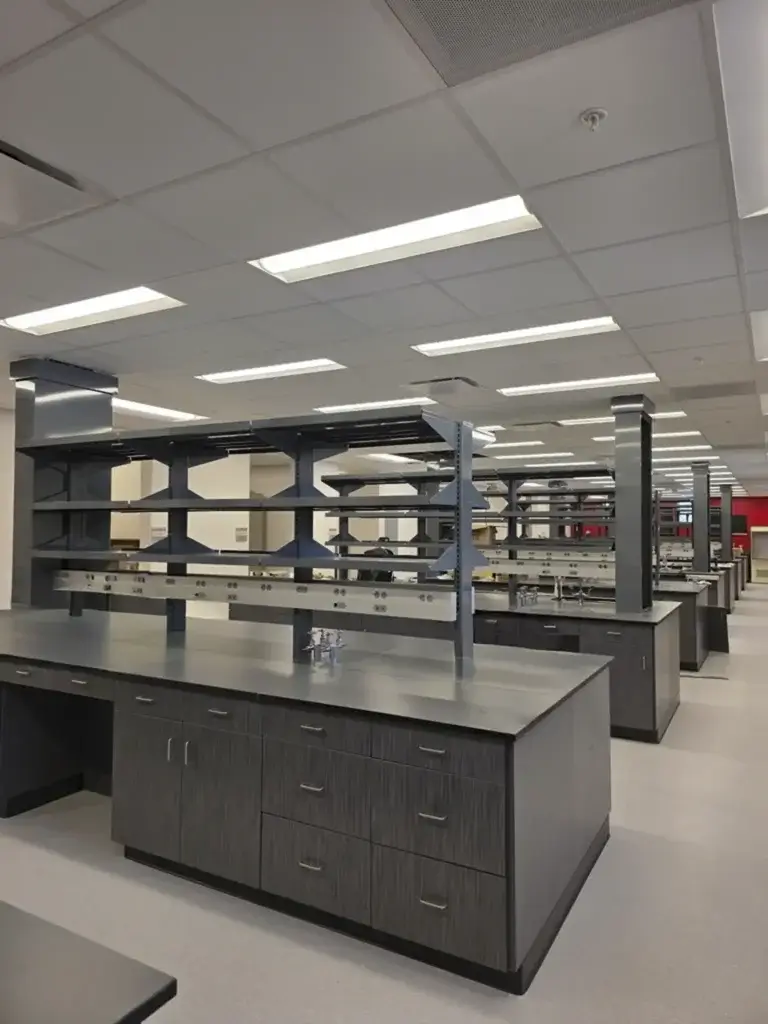 Laboratory Islands | University Medical Center | OnePointe Solutions