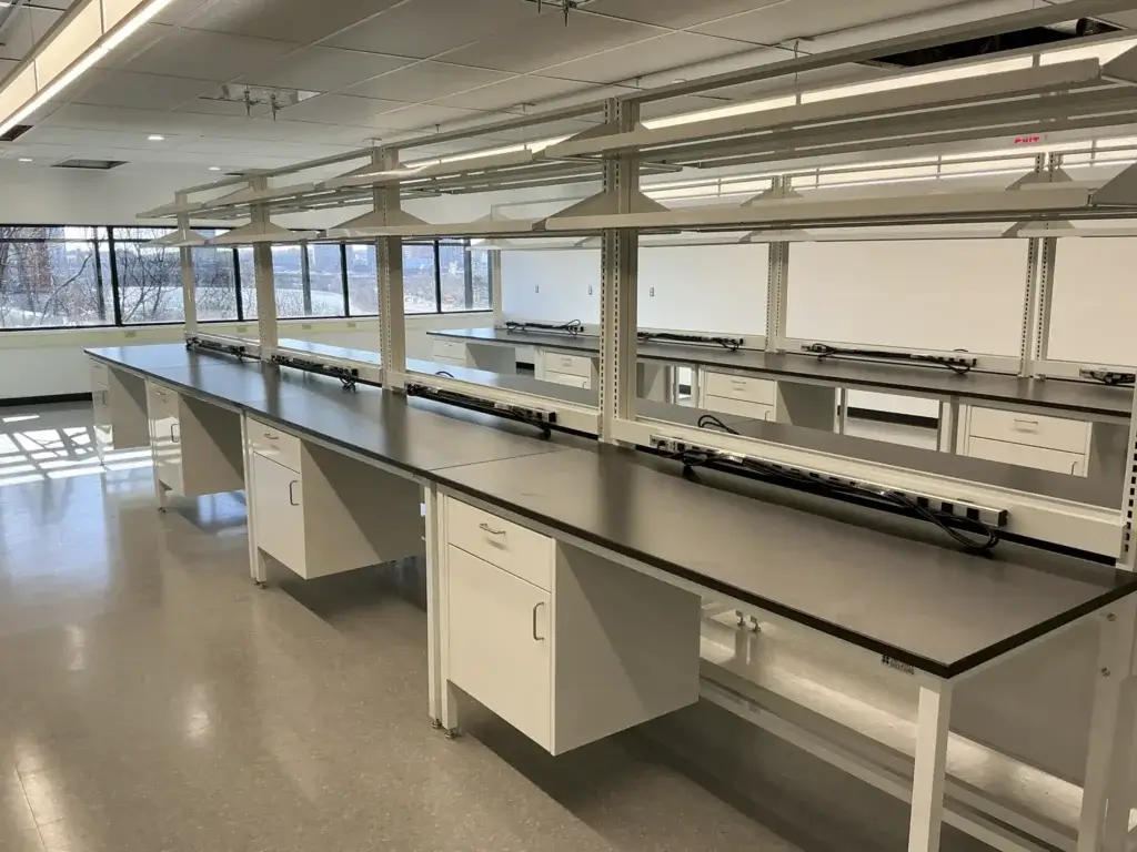 Laboratory Tables | OnePointe Solutions