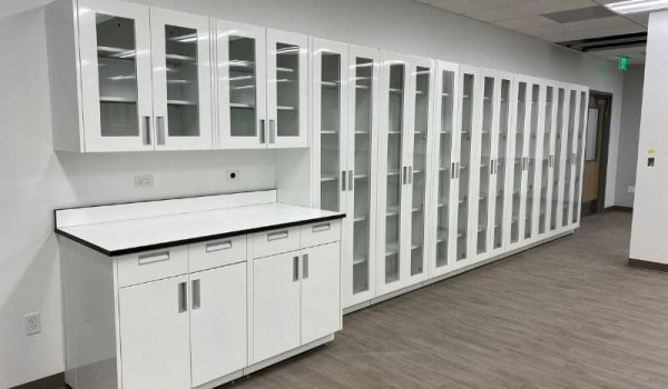Commercial Lab Cabinets | OnePointe Solutions