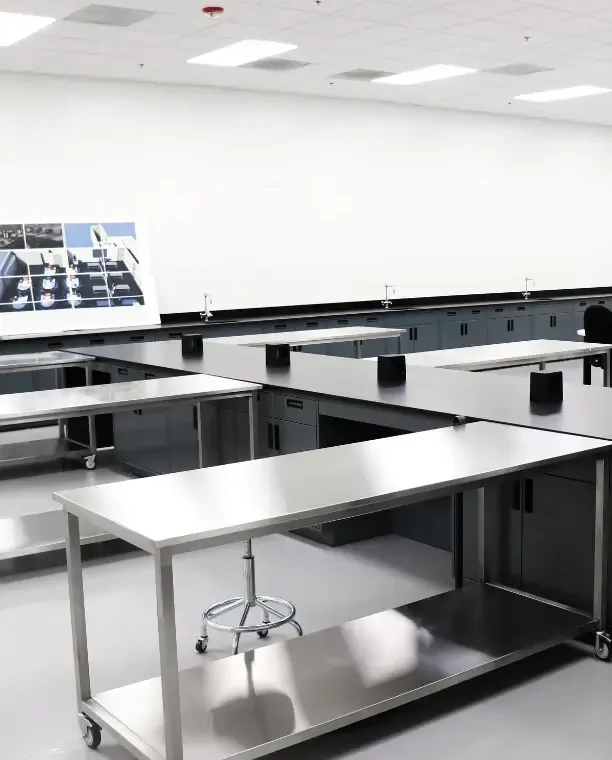 Stainless Steel Lab Tables | OnePointe Solutions