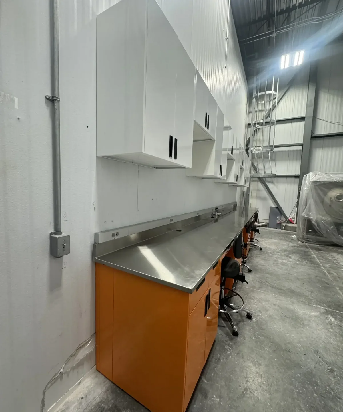 Stainless Steel Laboratory Countertop on Powder Coatel Metal Lab Cabinets - OnePointe Solutions