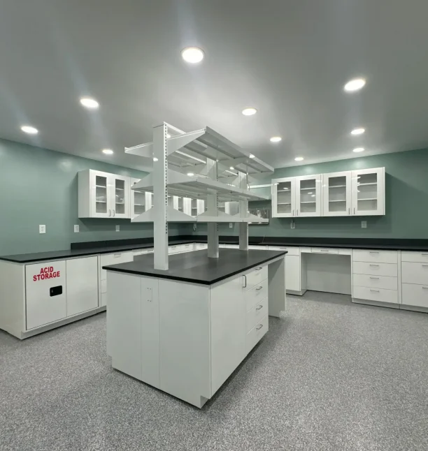 Laboratory Island | Lab Tables & Benches | OnePointe Solutions